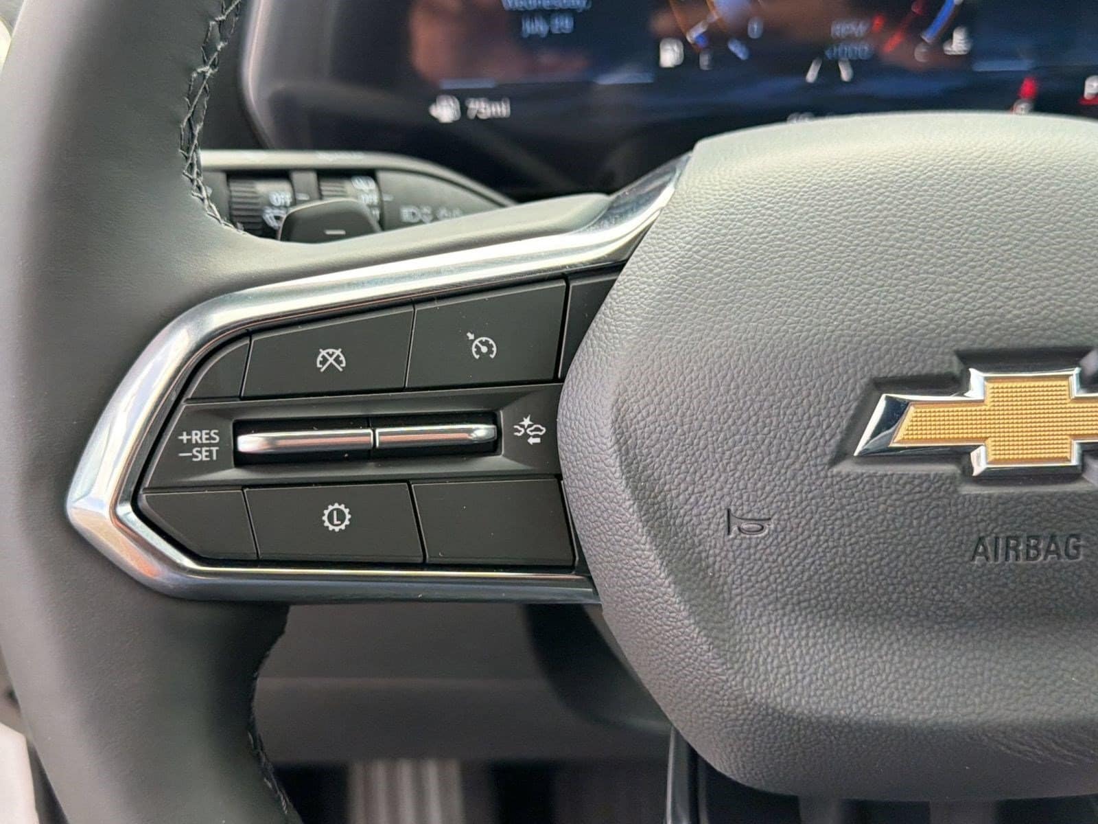 2027 Chevrolet Equinox LT - Photo 17