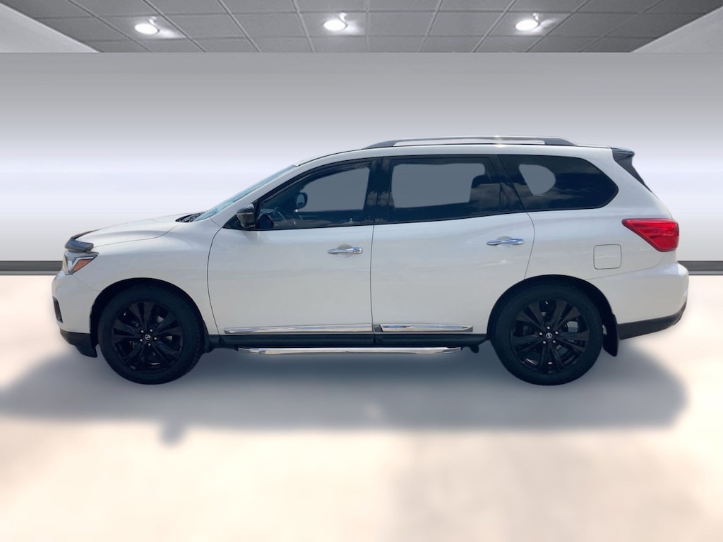 Used 2017 Nissan Pathfinder Platinum