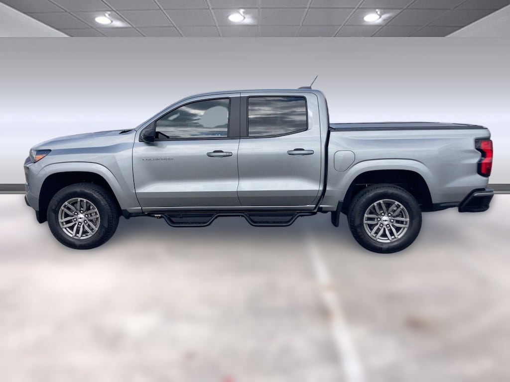 Used 2024 Chevrolet Colorado LT Truck