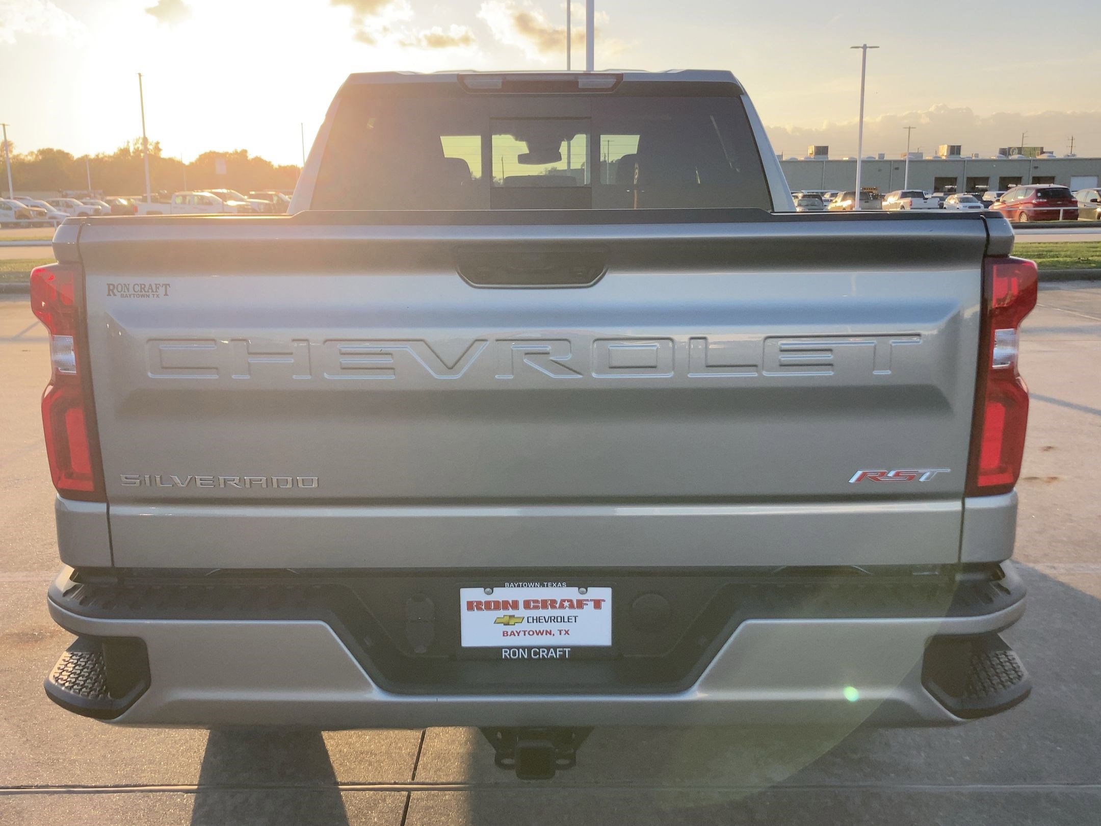 2026 Chevrolet Silverado 1500 RST photo 4