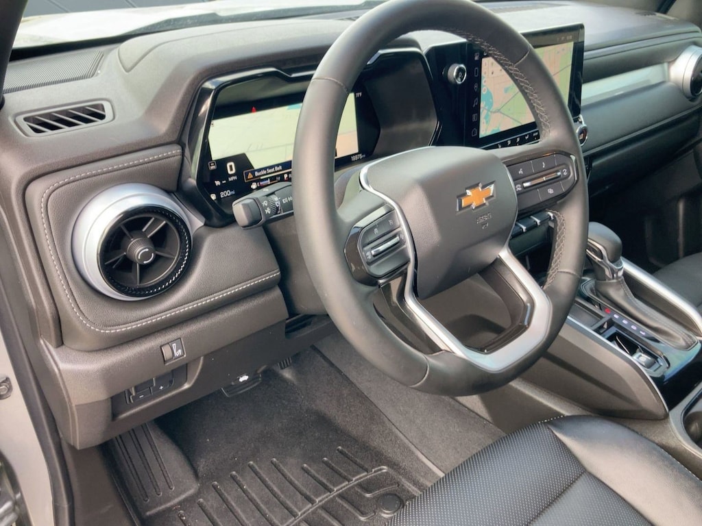 Used 2024 Chevrolet Colorado LT Truck