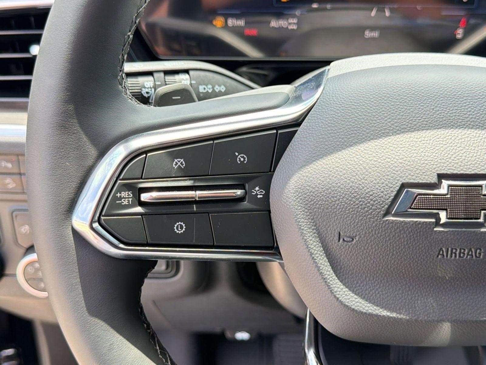 2026 Chevrolet Suburban Z71 - Photo 18