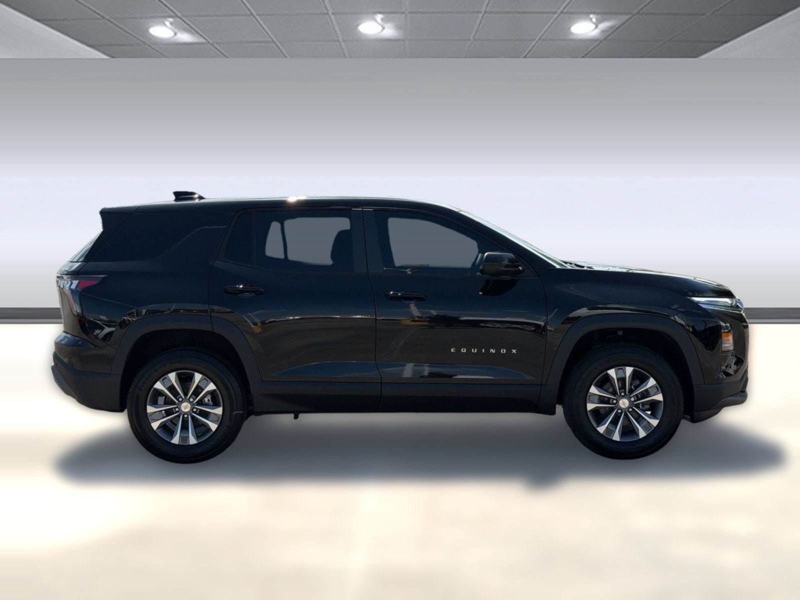 2027 Chevrolet Equinox LT - Photo 8