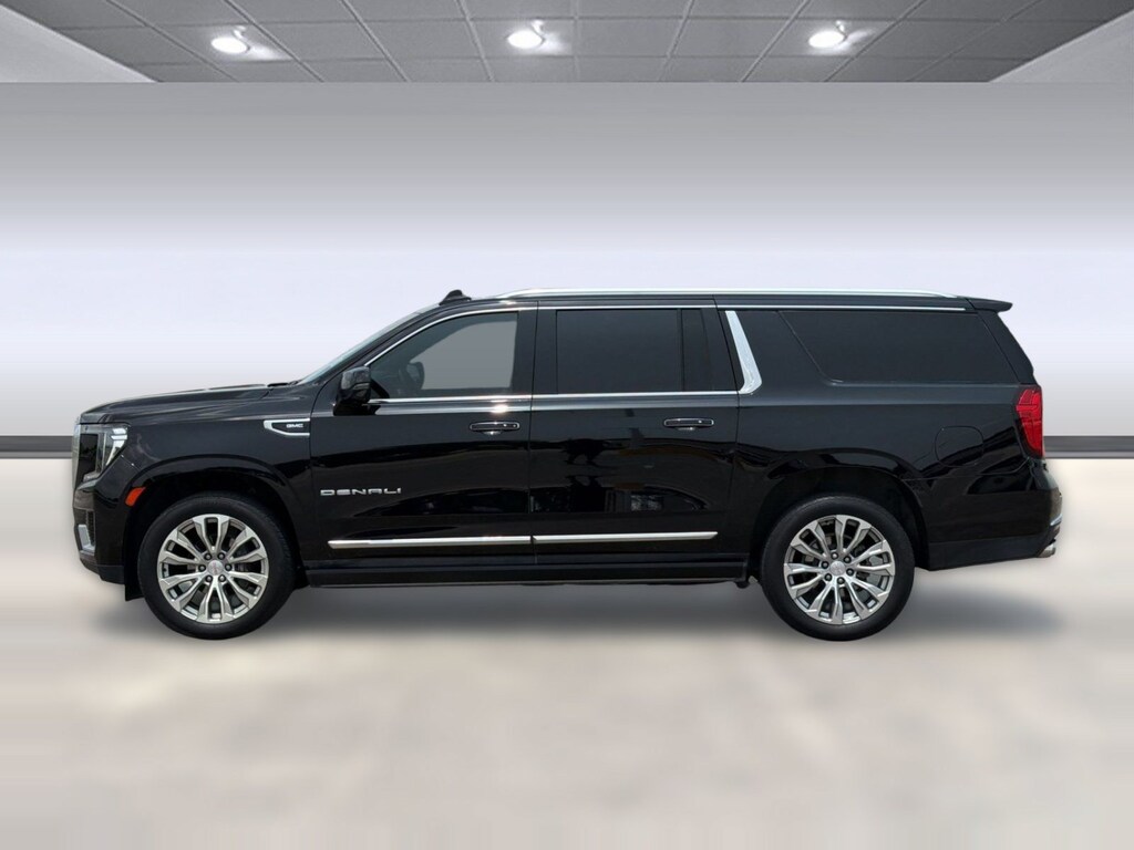 Used 2023 GMC Yukon XL Denali SUV