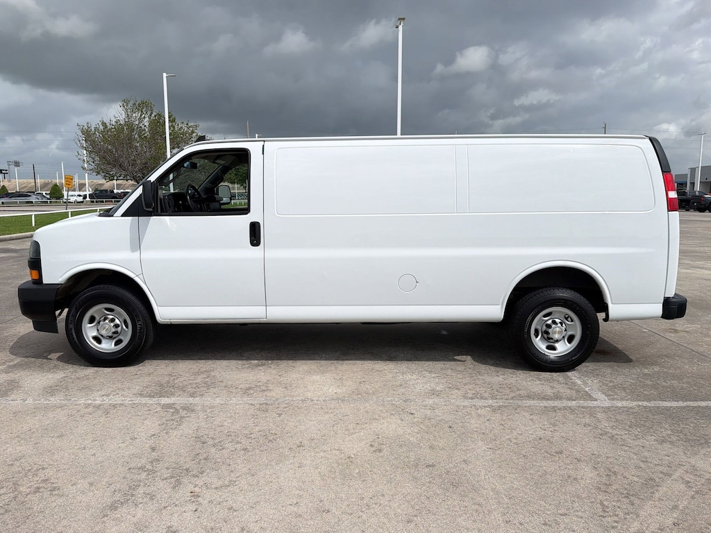 Used 2022 Chevrolet Express Cargo 3500 WT Van