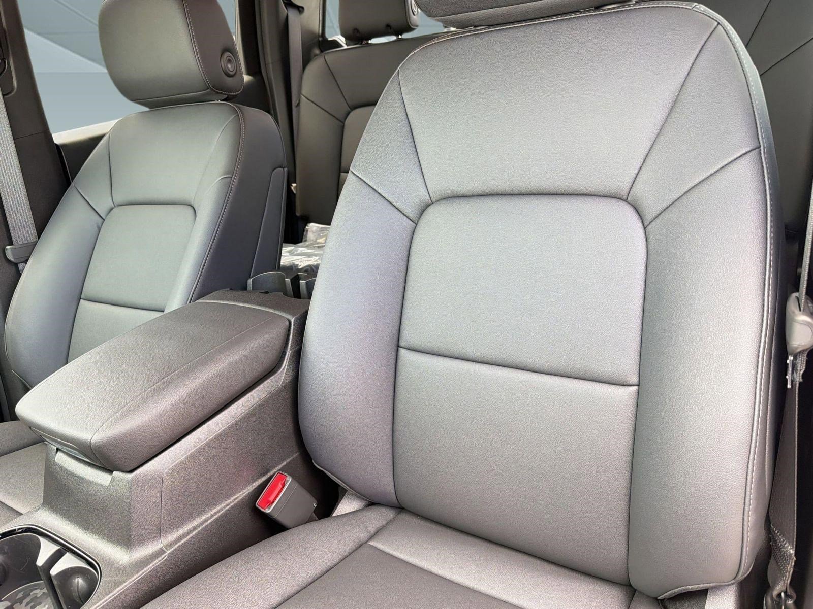 2026 Chevrolet Colorado LT - Photo 24