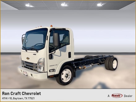 2025 Chevrolet Low Cab Forward 4500 NA Truck