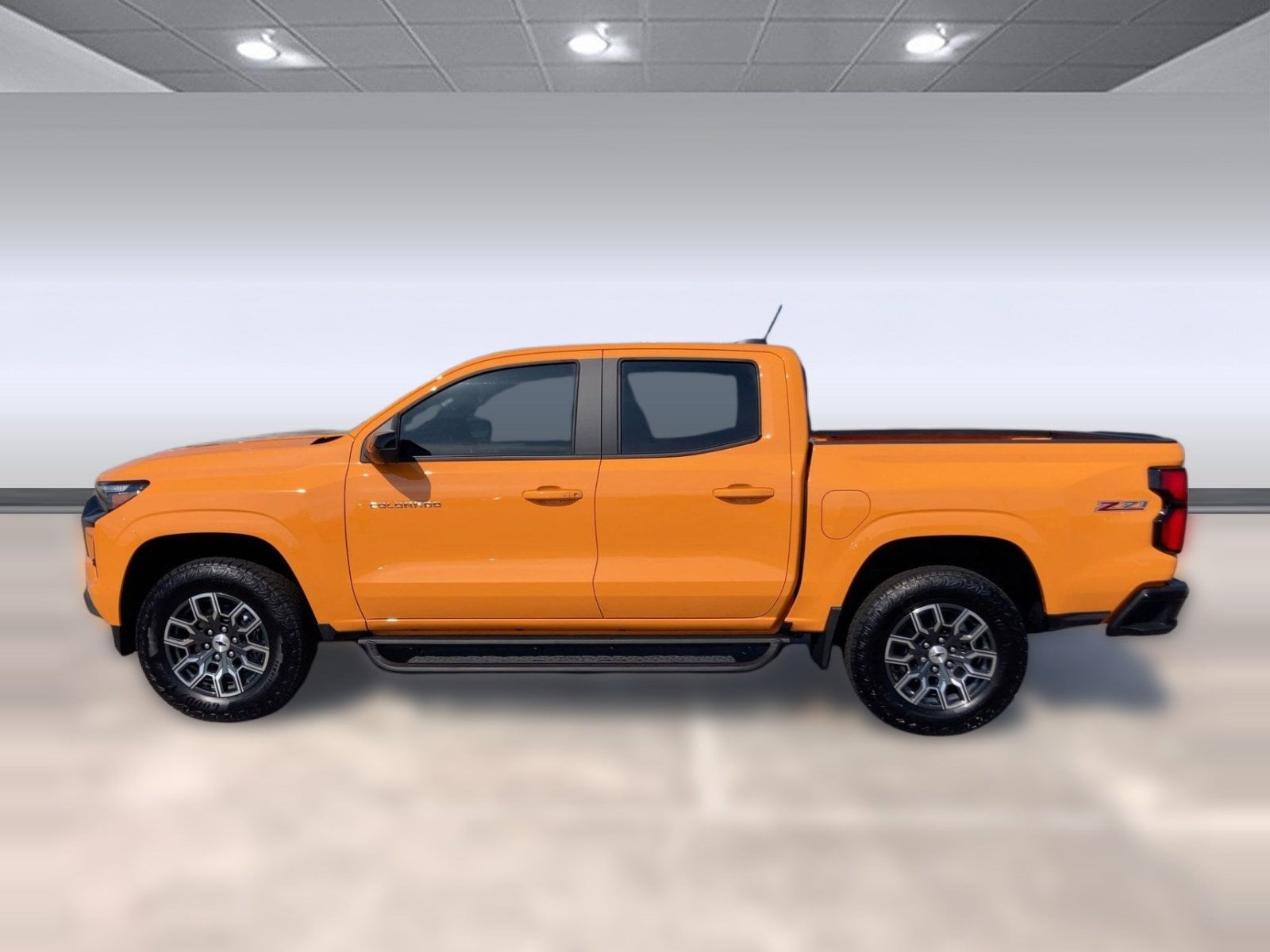 2026 Chevrolet Colorado Z71 - Photo 2