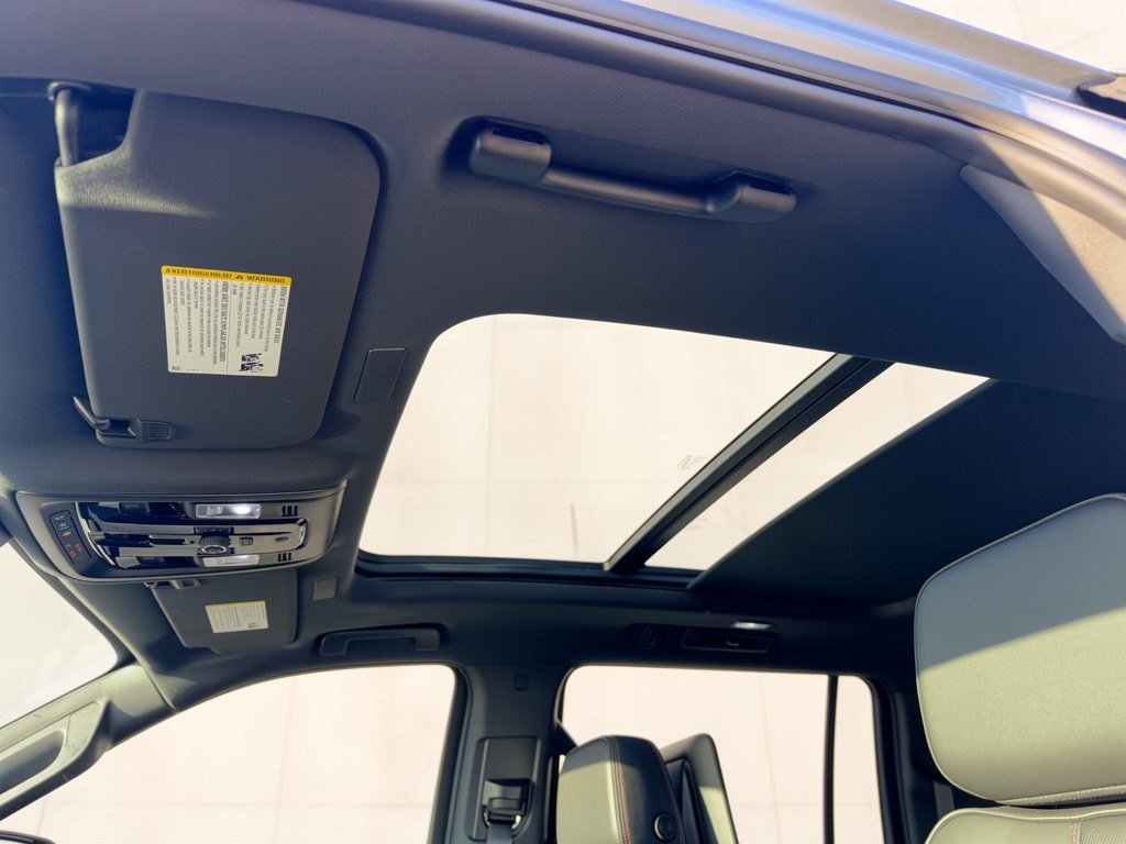 2026 Chevrolet Suburban RST - Photo 27