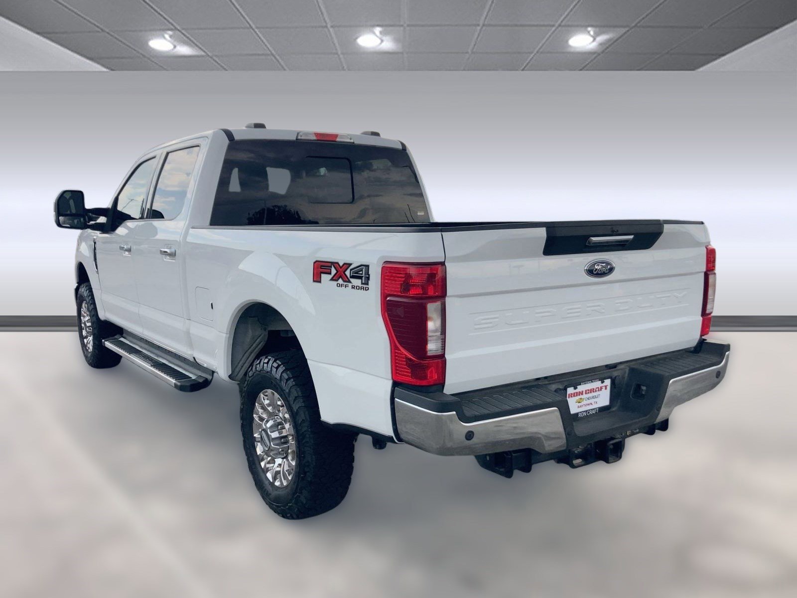 2022 Ford F-250 XL photo 3