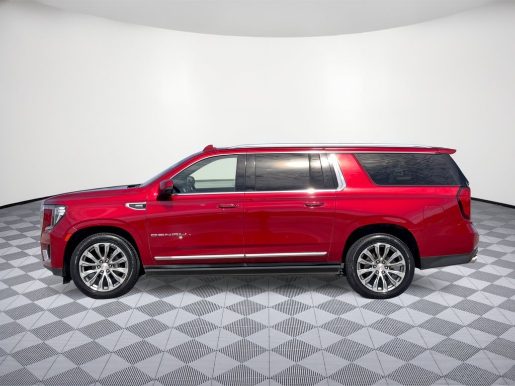 Used 2022 GMC Yukon XL Denali SUV for sale in Houston