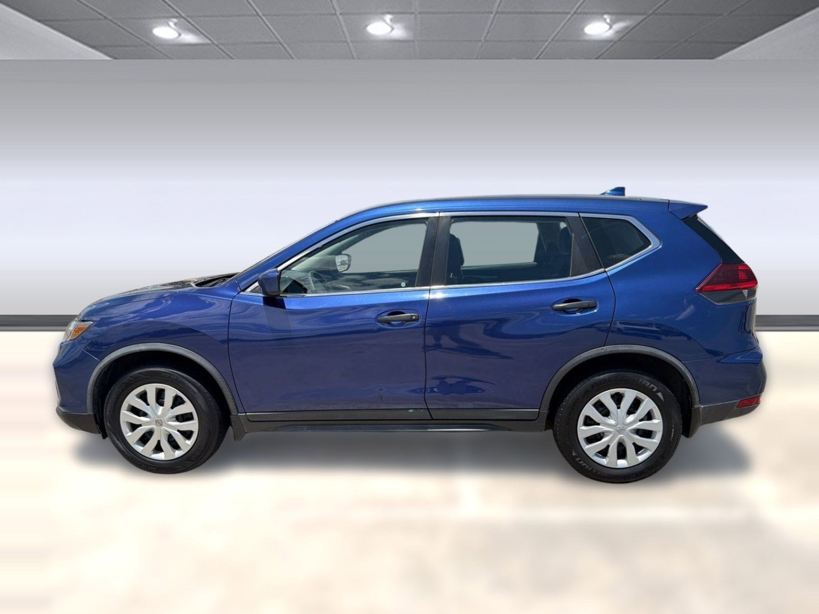 Used 2019 Nissan Rogue S with VIN KNMAT2MV6KP523112 for sale in Baytown, TX
