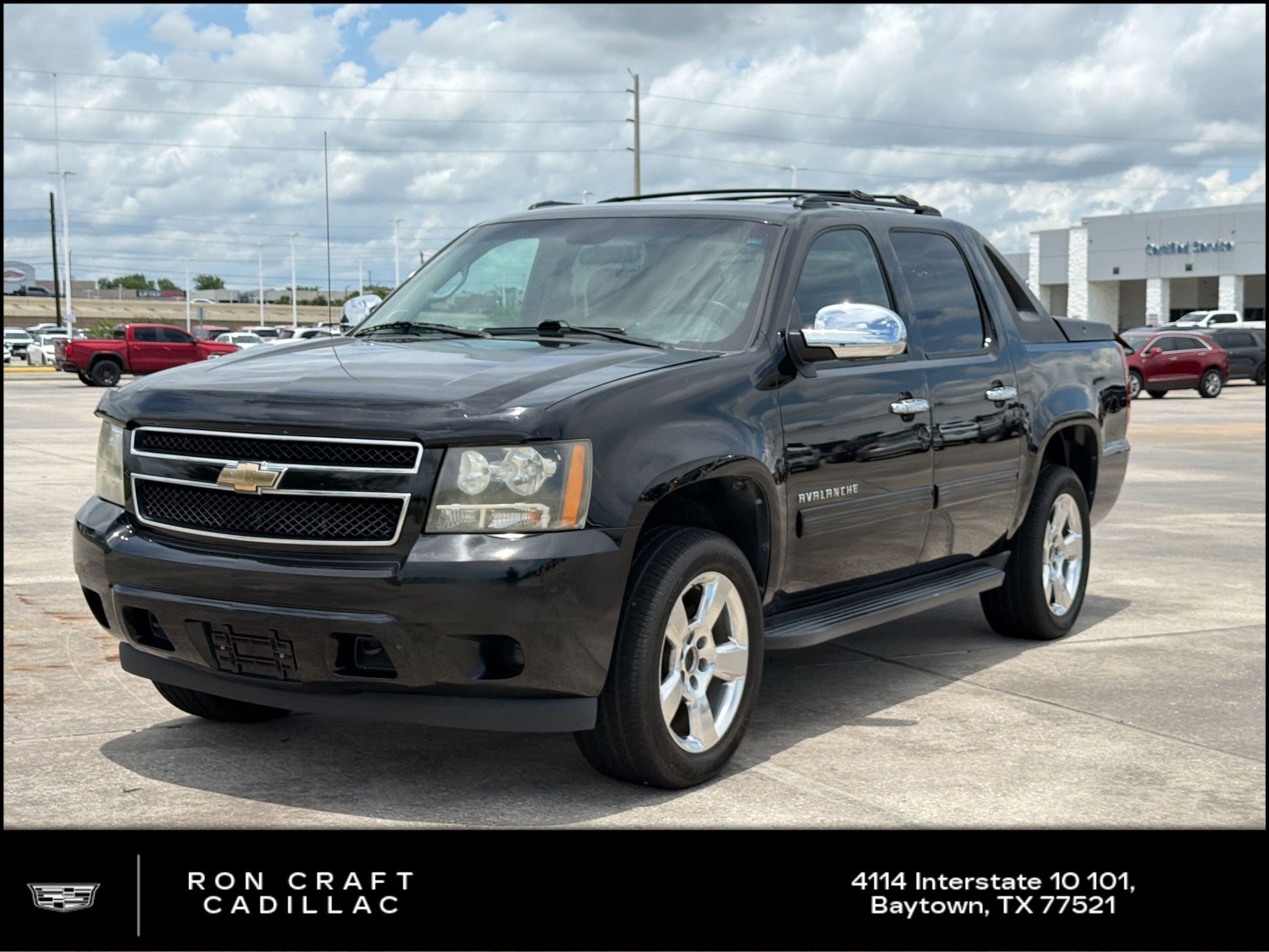 2011 Chevrolet Avalanche 4WD Avalanche LS's photo