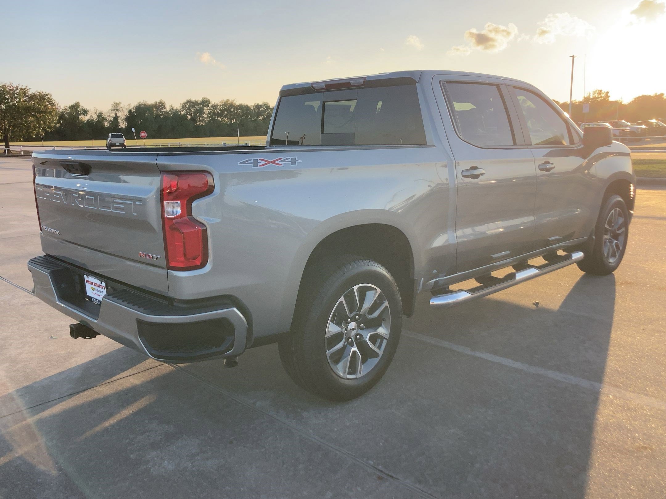 2026 Chevrolet Silverado 1500 RST photo 3