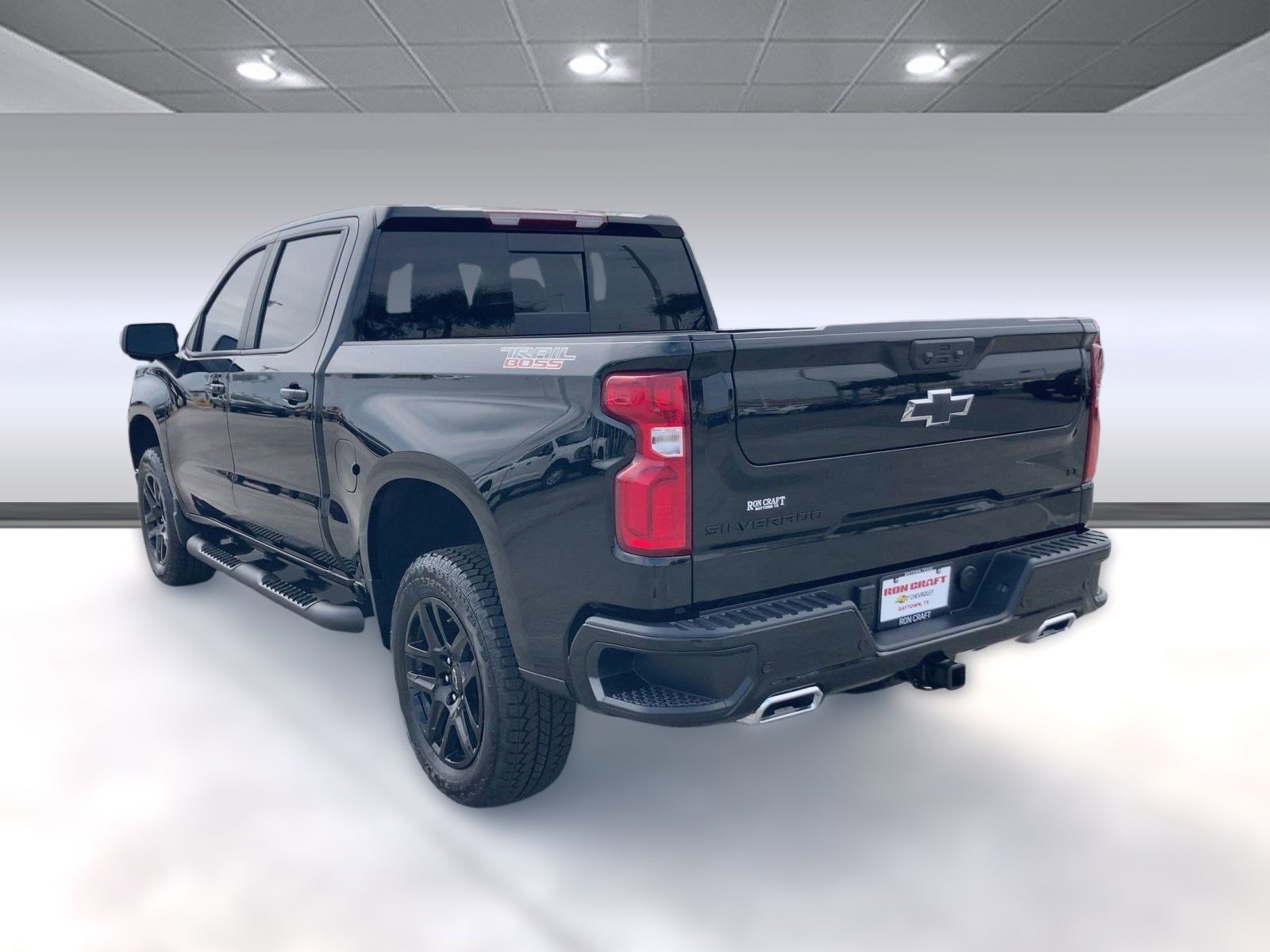 2026 Chevrolet Silverado 1500 LT Trail Boss photo 2