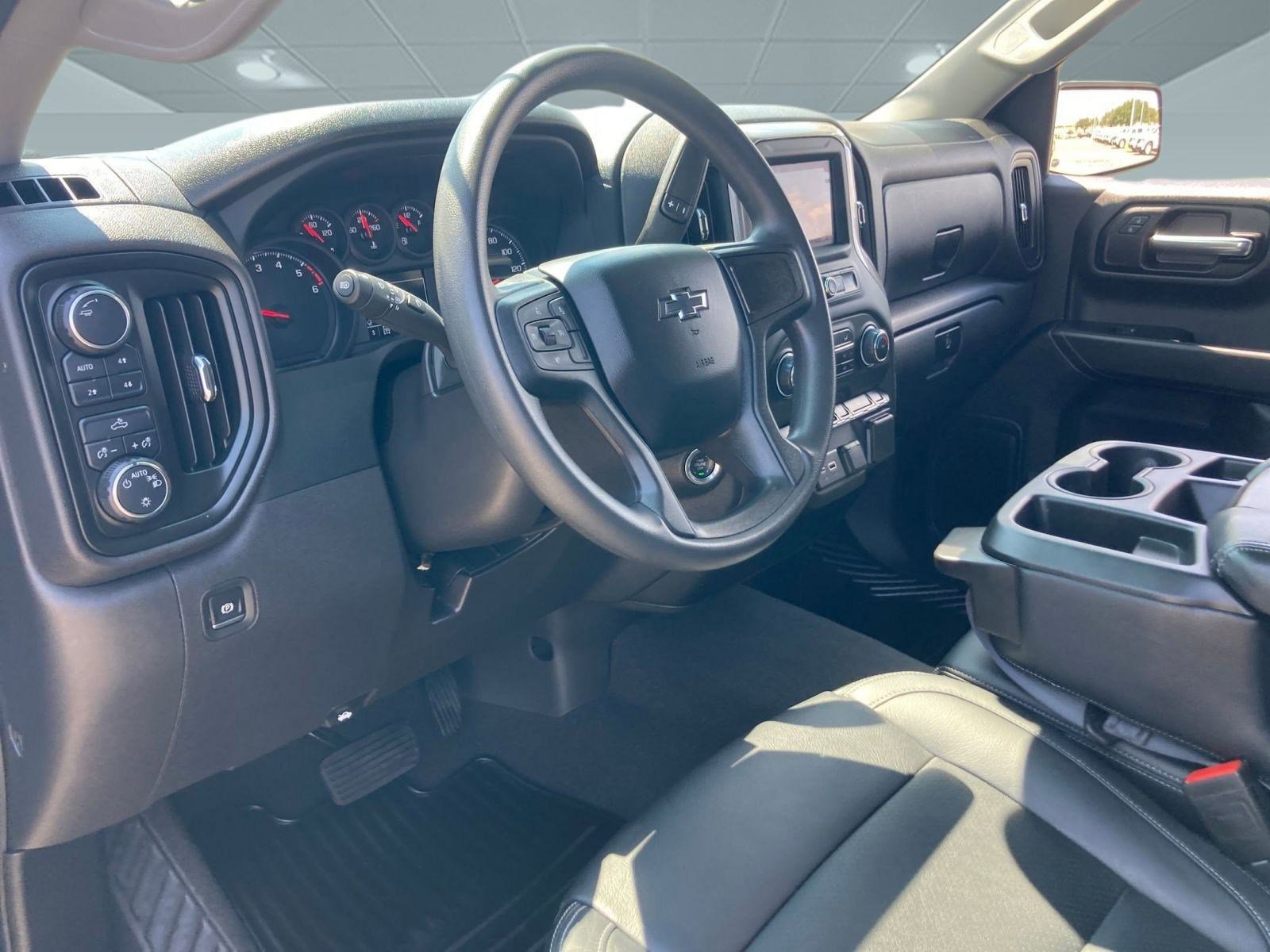 2024 Chevrolet Silverado 1500 Custom Trail Boss photo 3