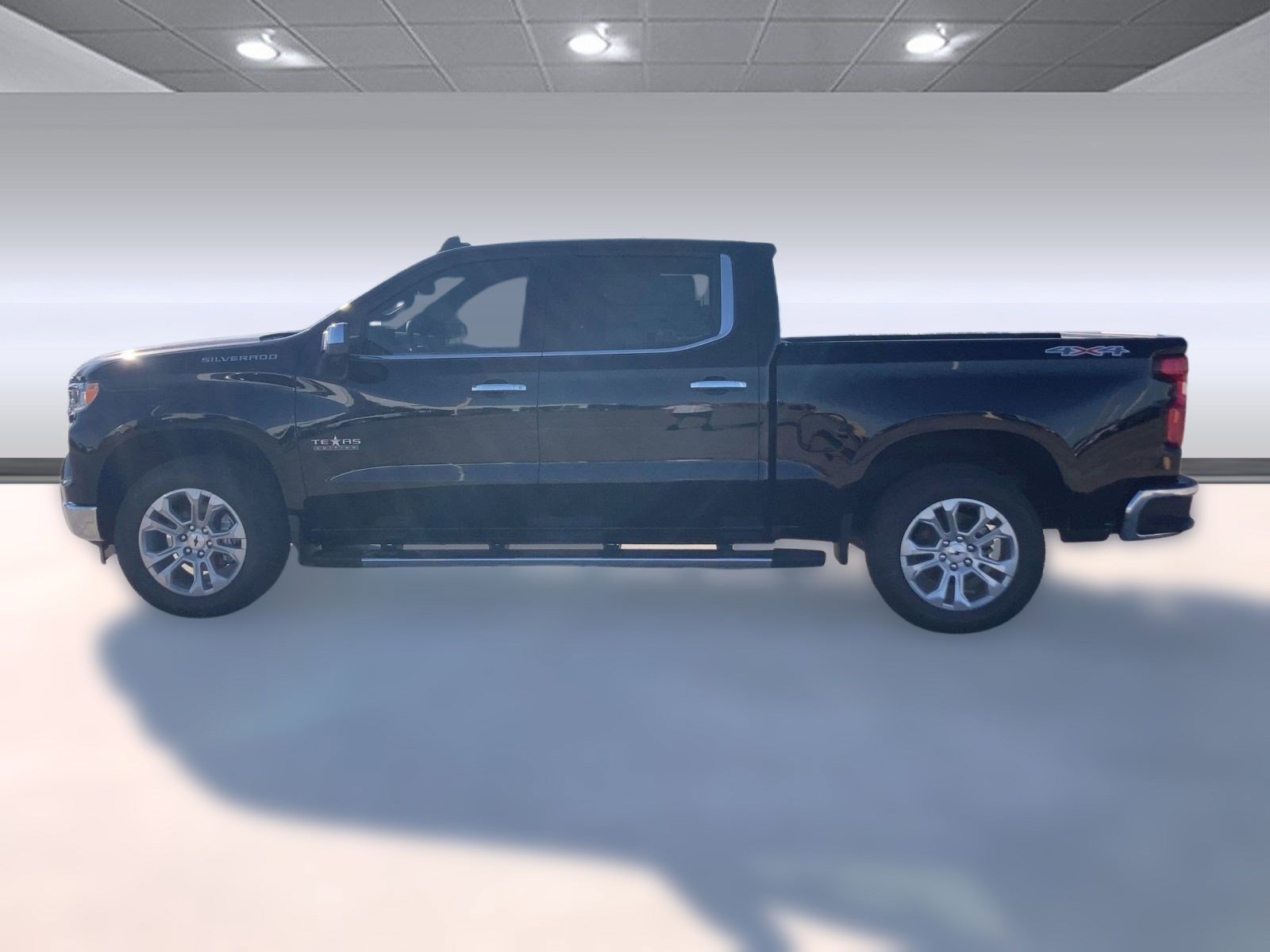 2026 Chevrolet Silverado 1500 LTZ photo 2