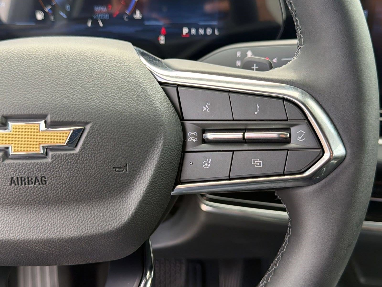 2027 Chevrolet Equinox LT - Photo 18
