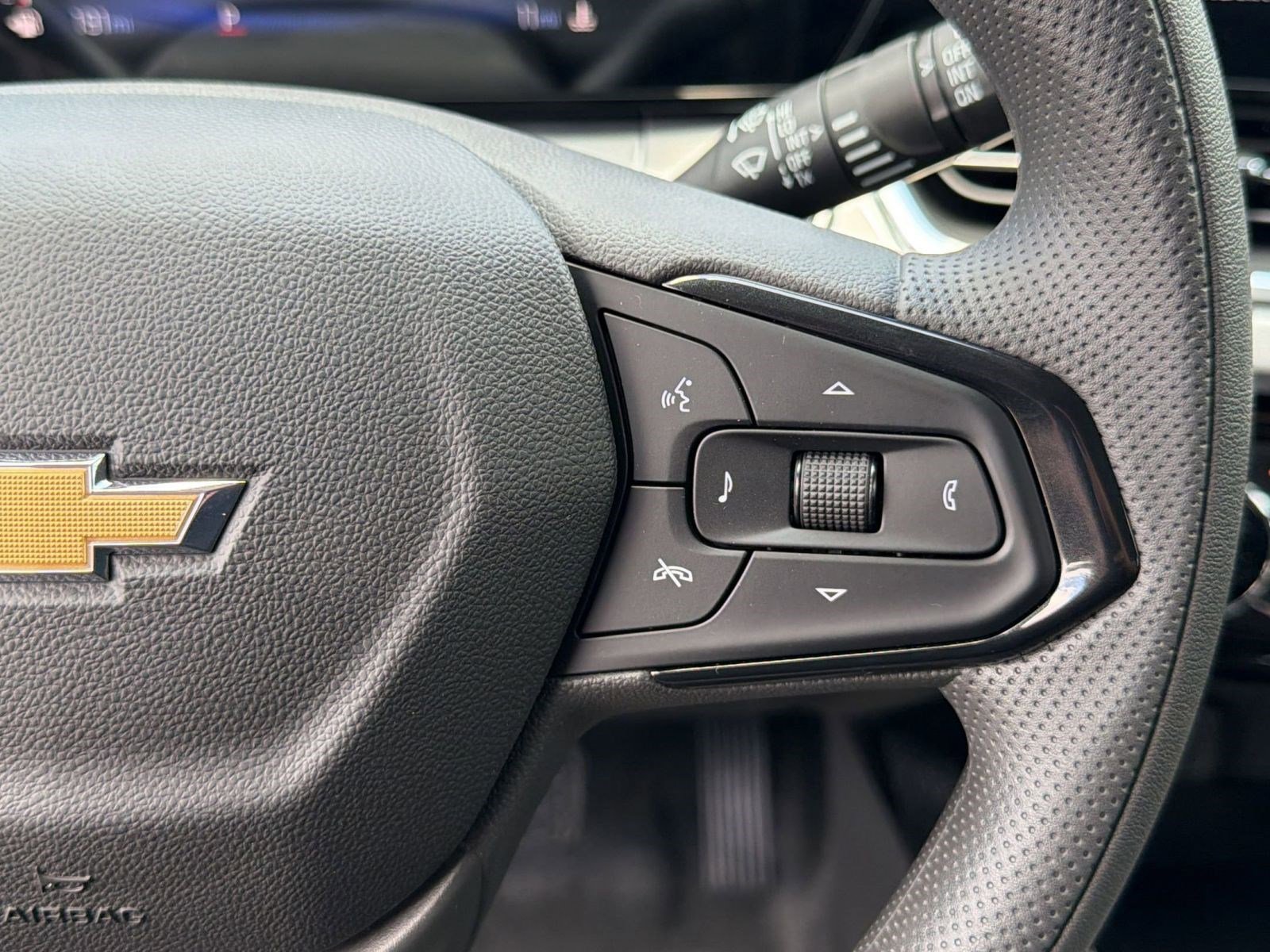 2026 Chevrolet Trax LT - Photo 25