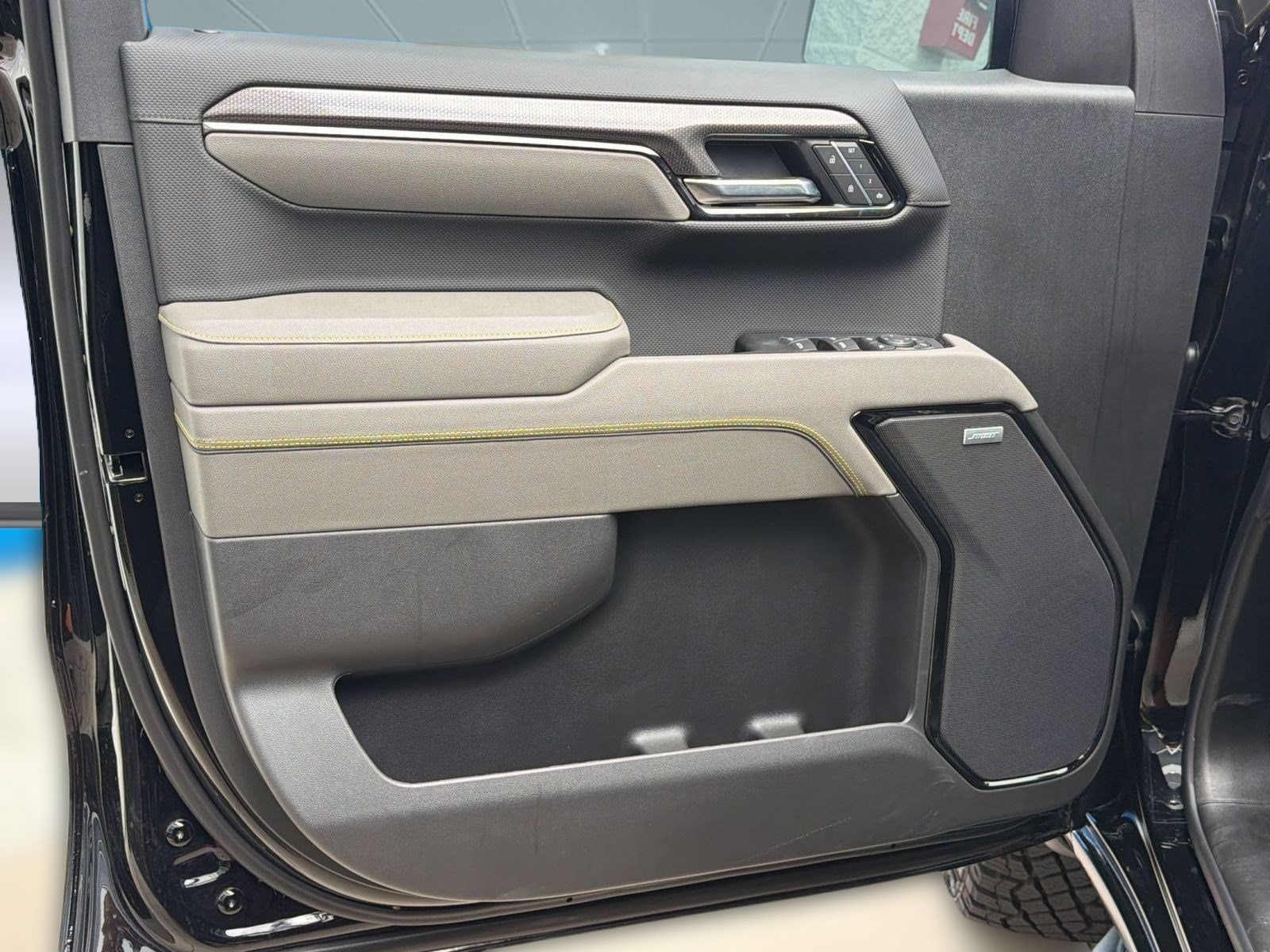 2026 Chevrolet Silverado 1500 ZR2 - Photo 12