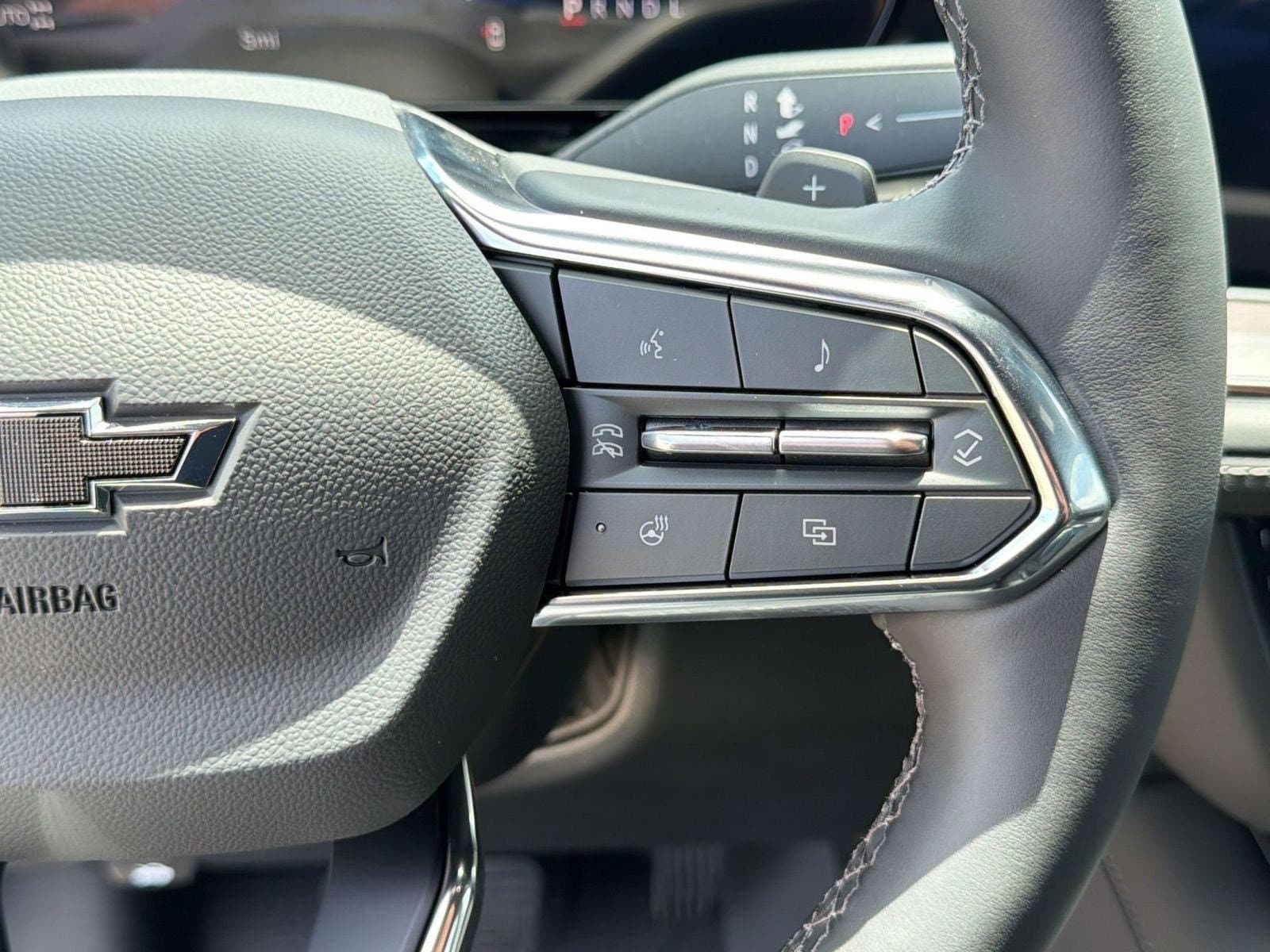 2026 Chevrolet Suburban Z71 - Photo 27