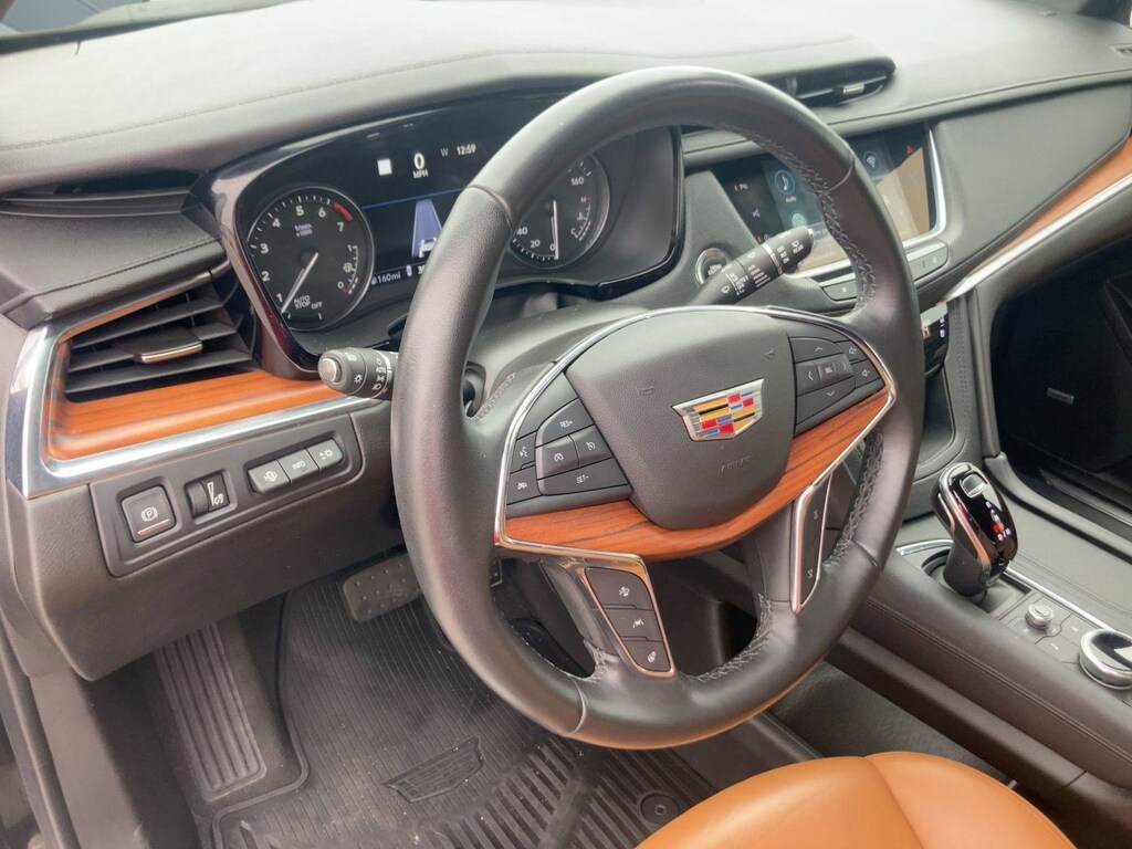 Used 2021 CADILLAC XT5 Premium Luxury SUV