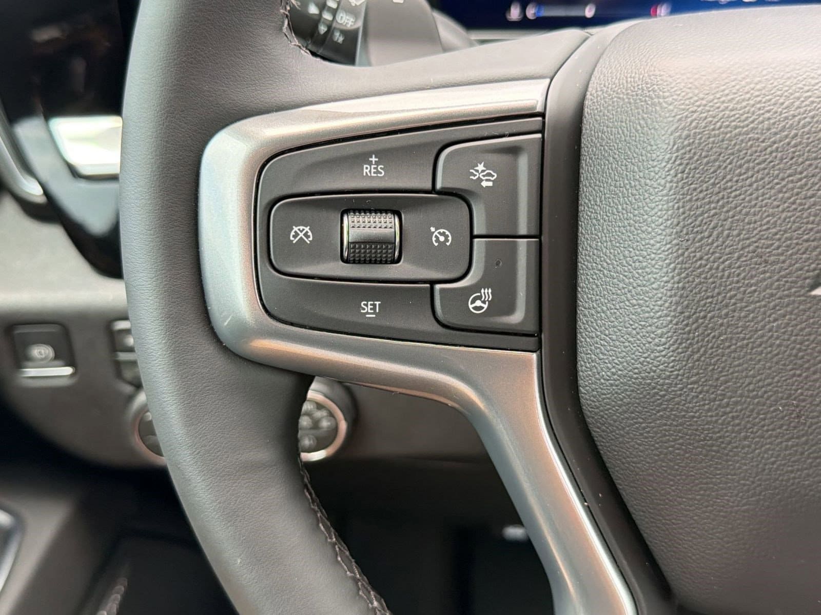 2026 Chevrolet Silverado 1500 LTZ - Photo 15
