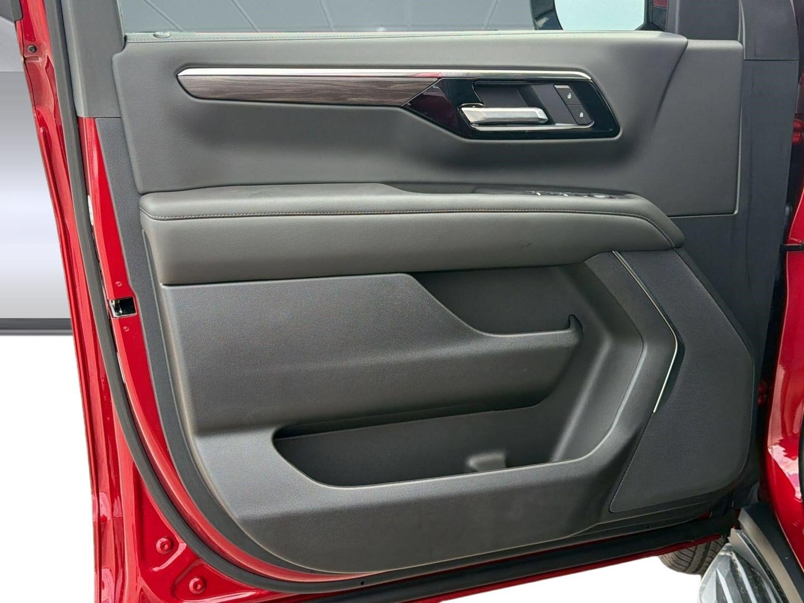 2026 Chevrolet Tahoe LS - Photo 14