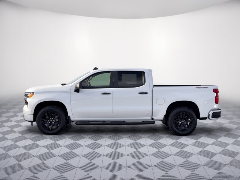 2026 Chevrolet Silverado 1500 Custom - Photo 2