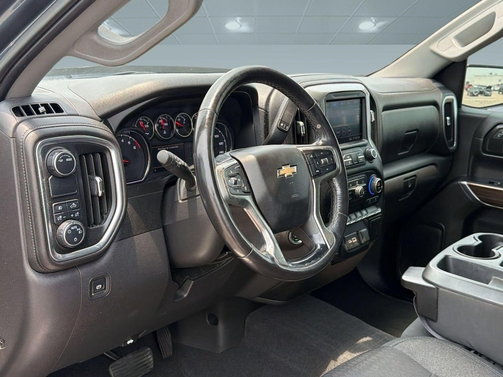 Used 2020 Chevrolet Silverado 1500 LT Truck