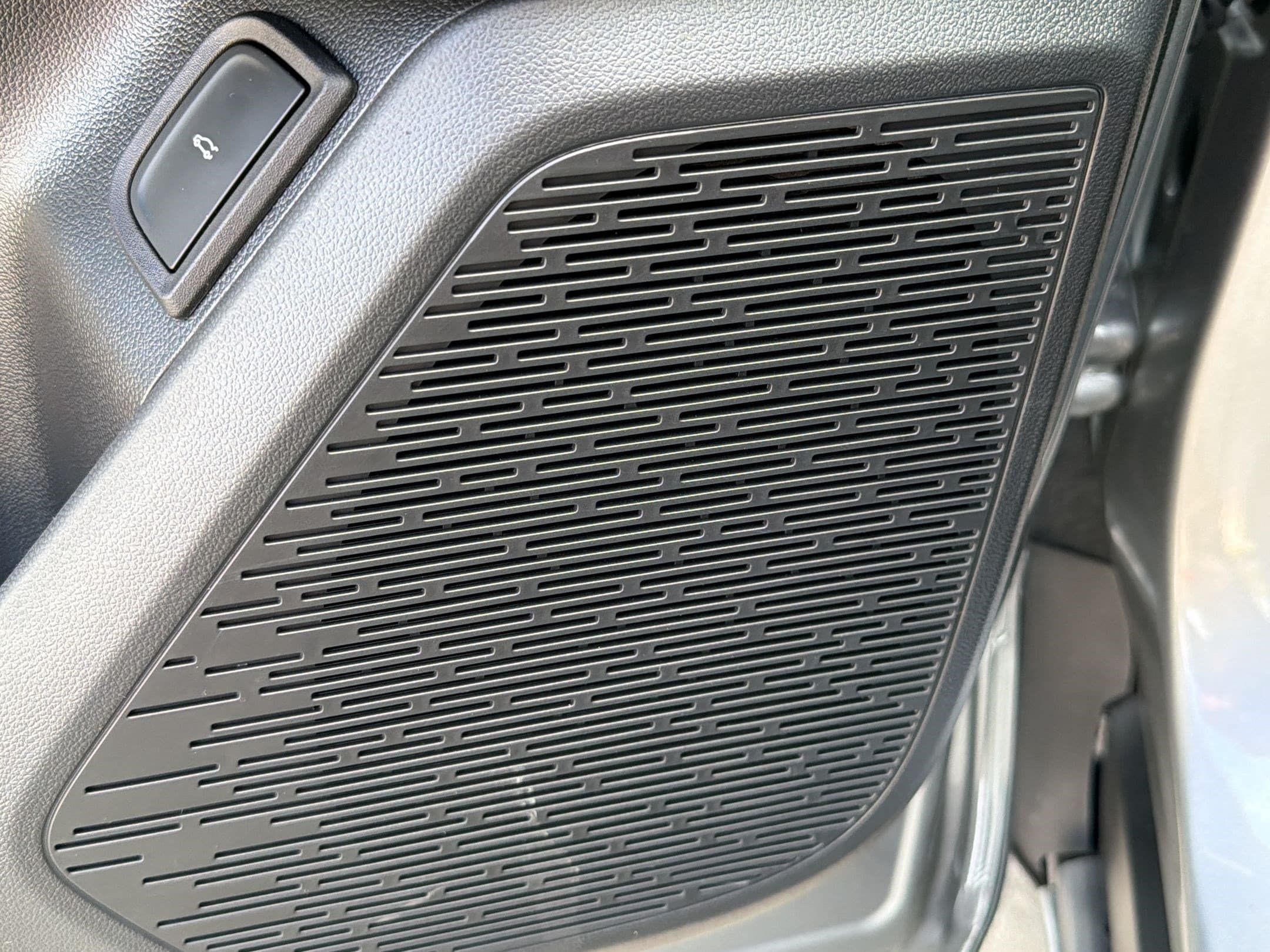 2027 Chevrolet Equinox LT - Photo 26