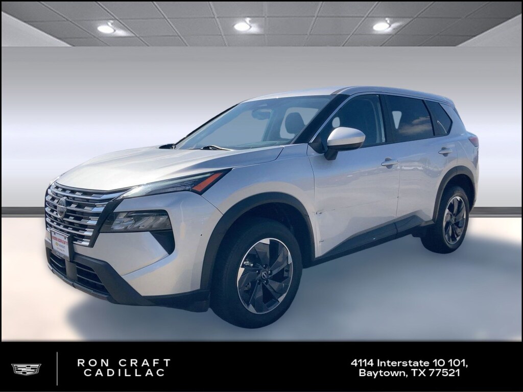 Used 2024 Nissan Rogue SV