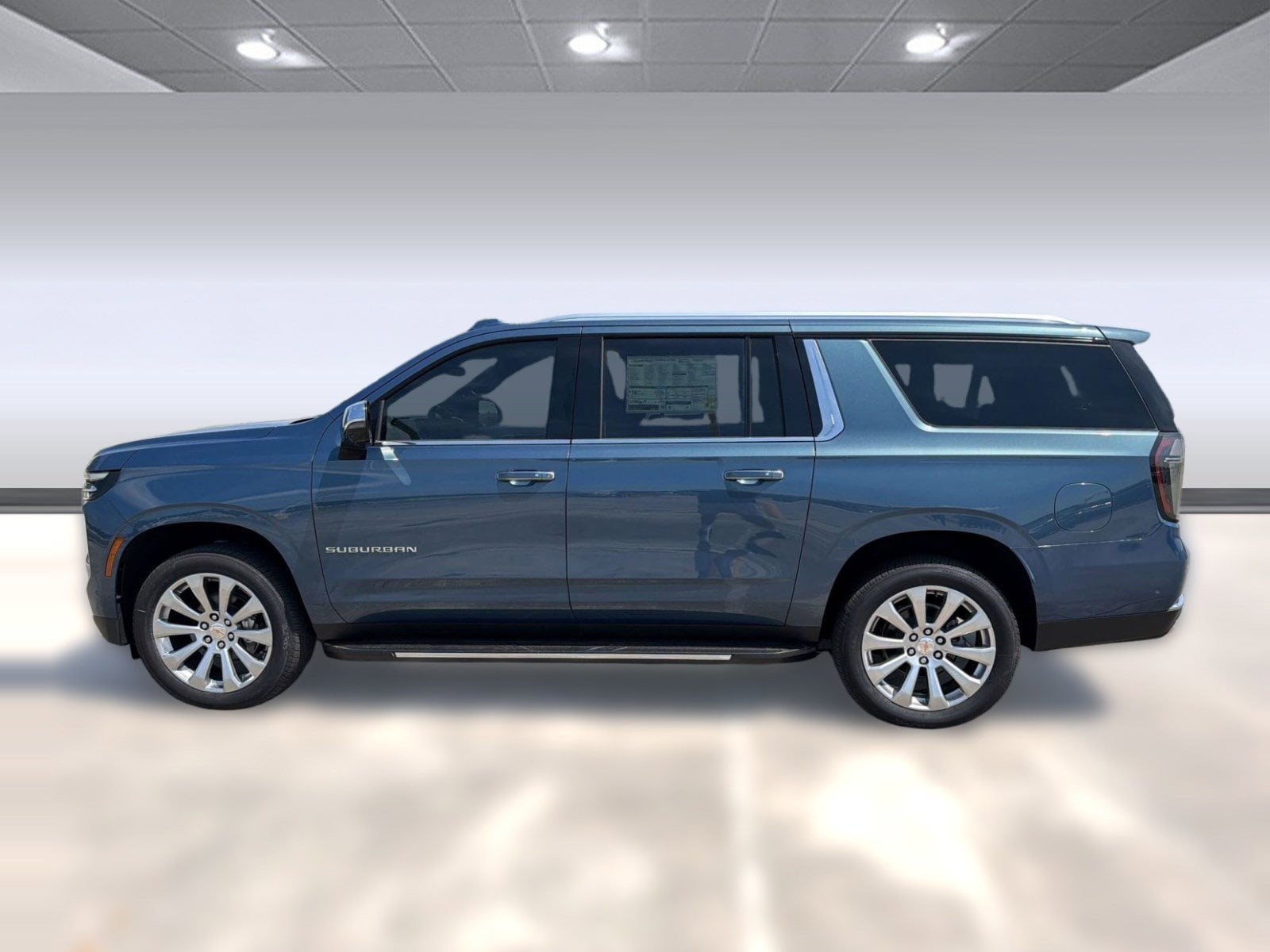 2025 Chevrolet Suburban Premier - Photo 2