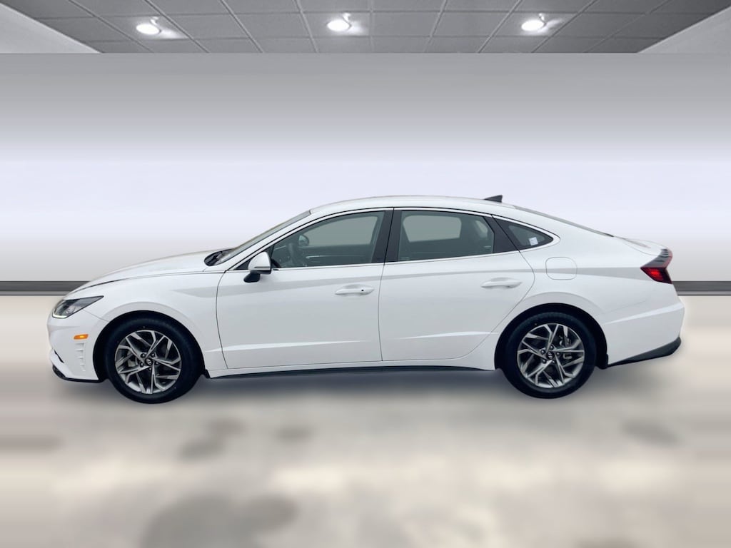Used 2022 Hyundai Sonata SEL Sedan