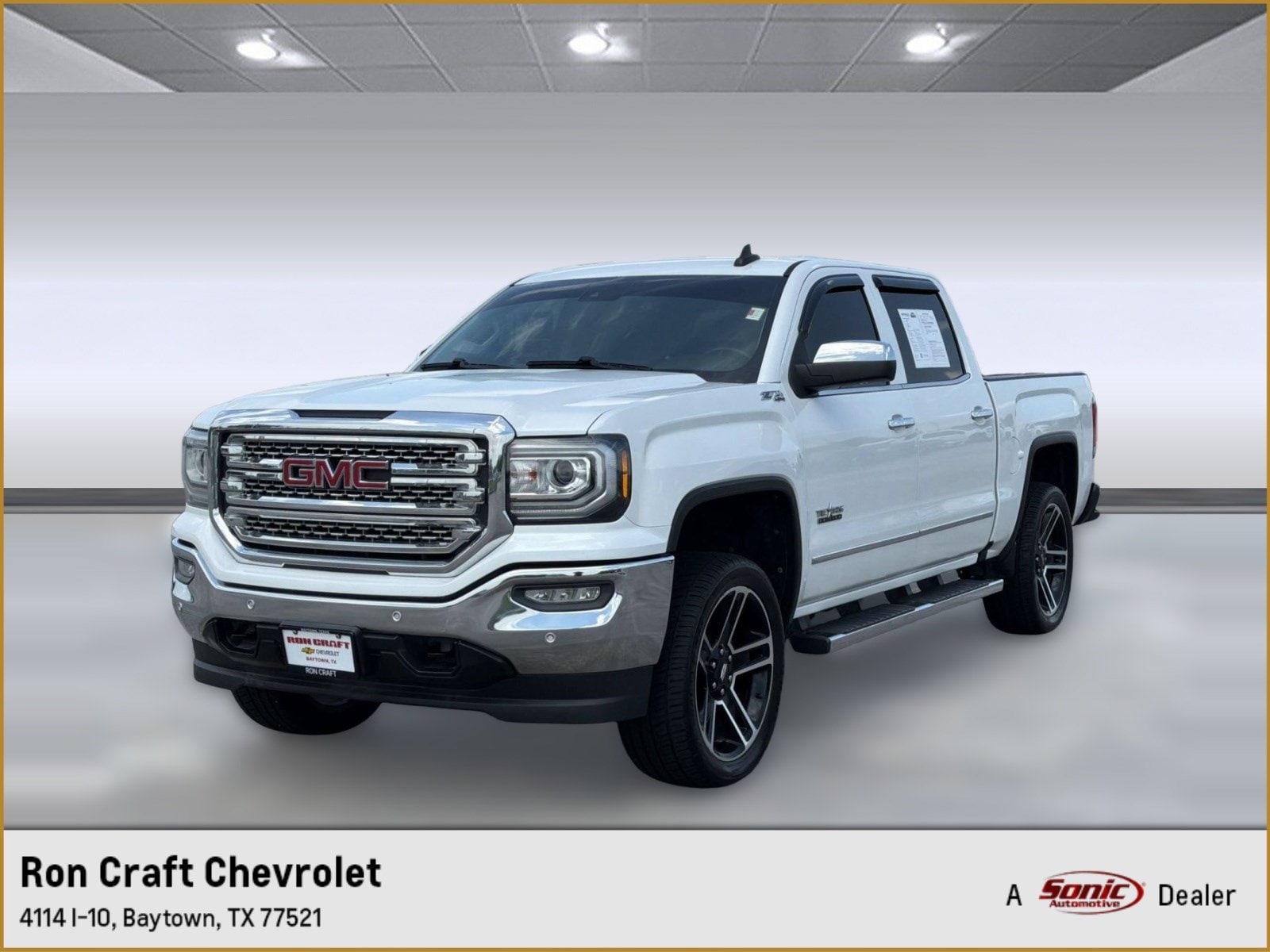 2018 GMC Sierra 4WD Crew Cab Short Box SLT's photo