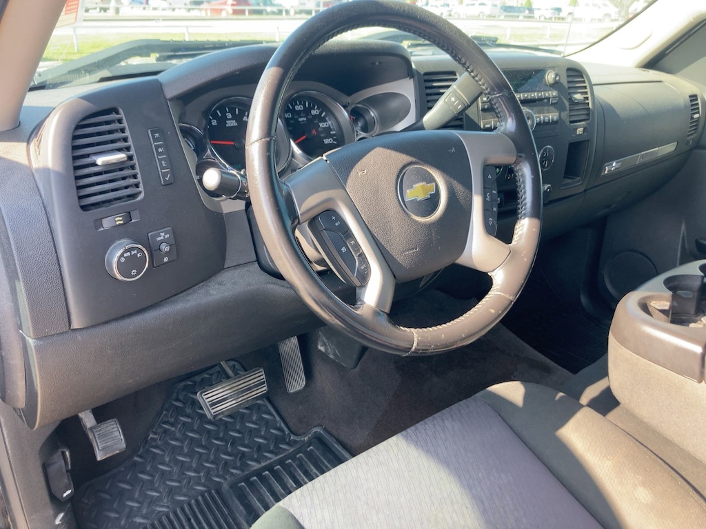 Used 2013 Chevrolet Silverado 1500 LT Truck