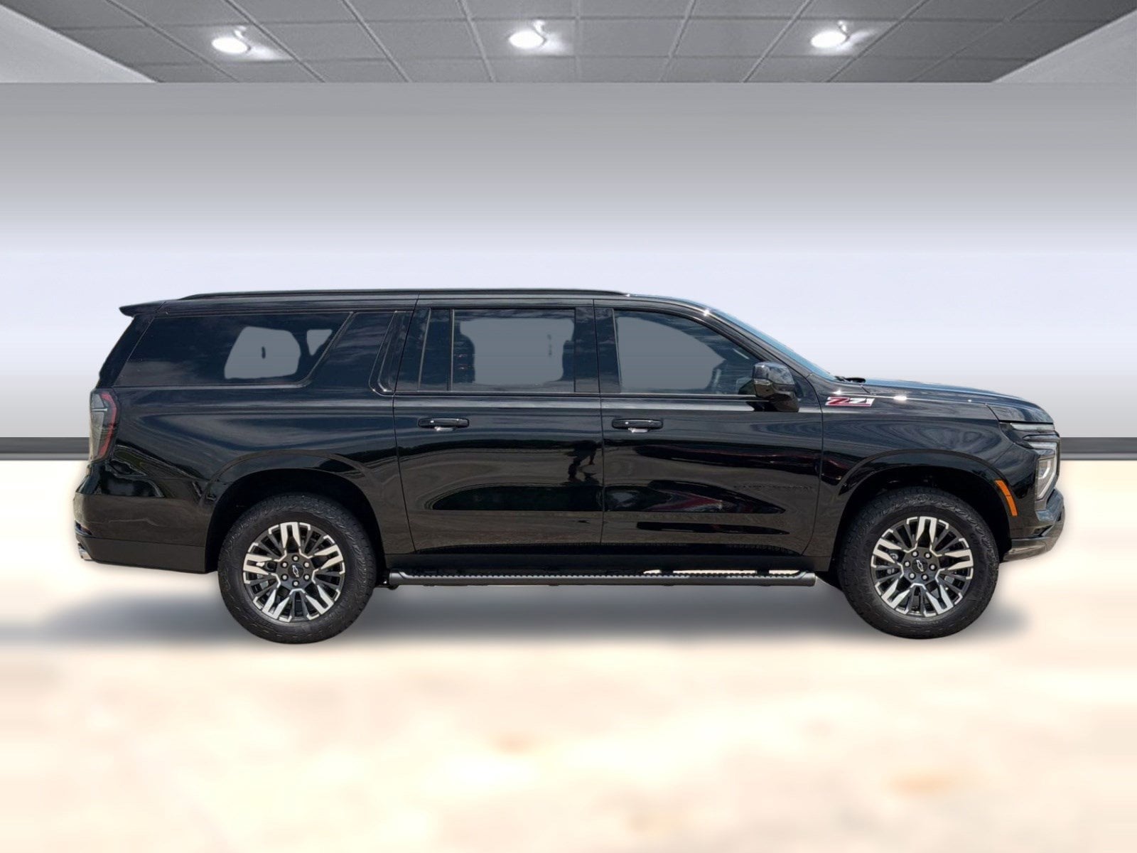 2026 Chevrolet Suburban Z71 - Photo 8