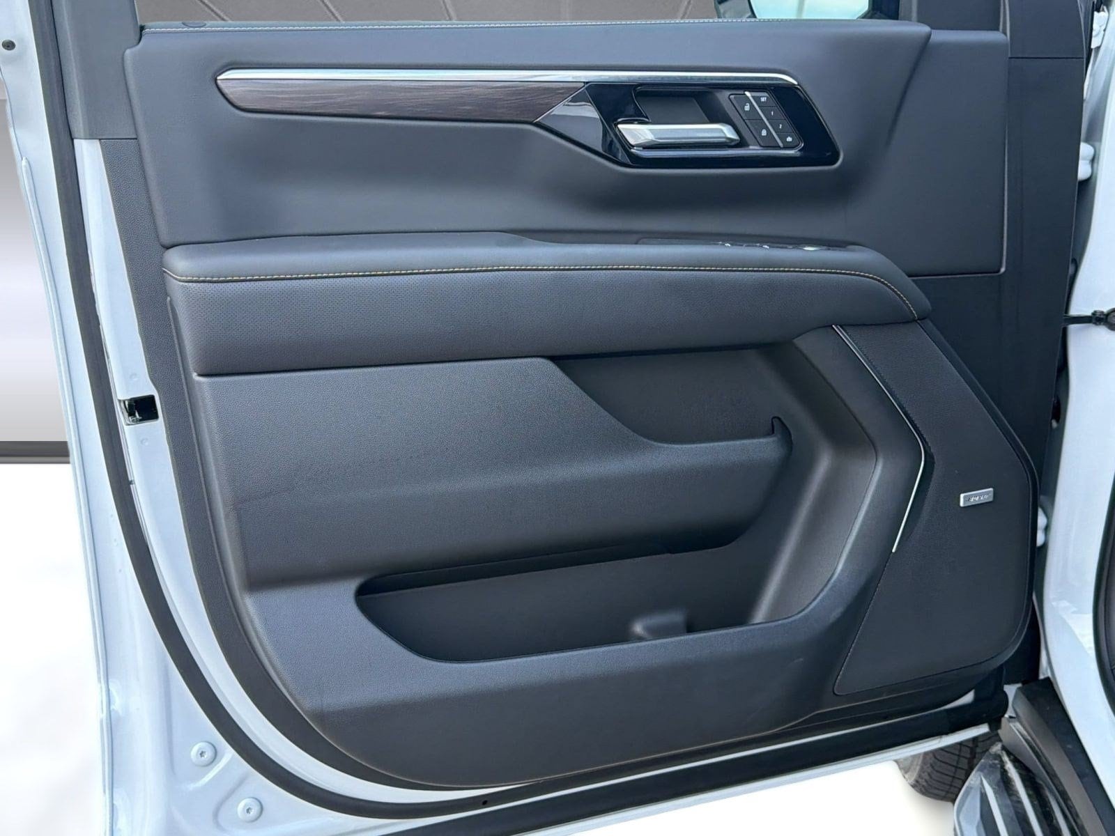 2026 Chevrolet Tahoe Premier - Photo 14