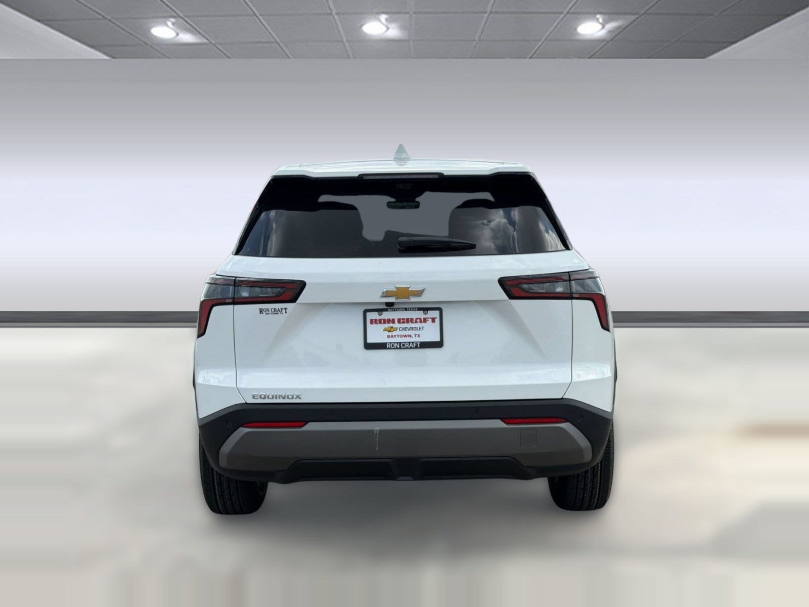 2027 Chevrolet Equinox LT - Photo 10