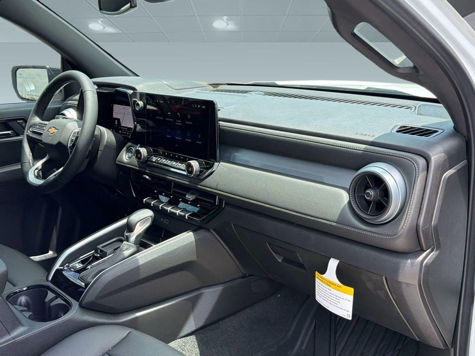 2026 Chevrolet Colorado LT - Photo 29