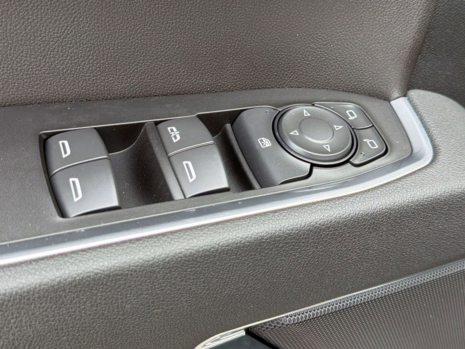 2026 Chevrolet Silverado 1500 RST - Photo 13