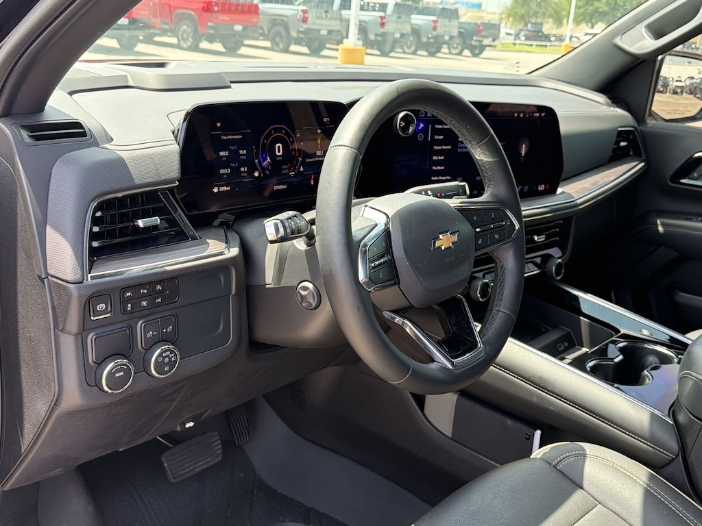 Used 2025 Chevrolet Suburban Premier SUV
