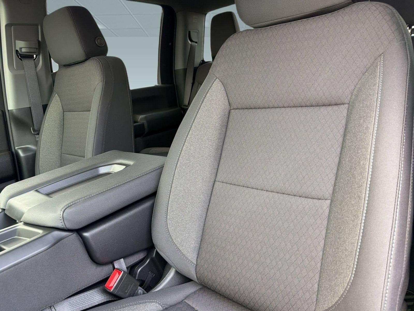 2026 Chevrolet Silverado 2500 HD Custom - Photo 23