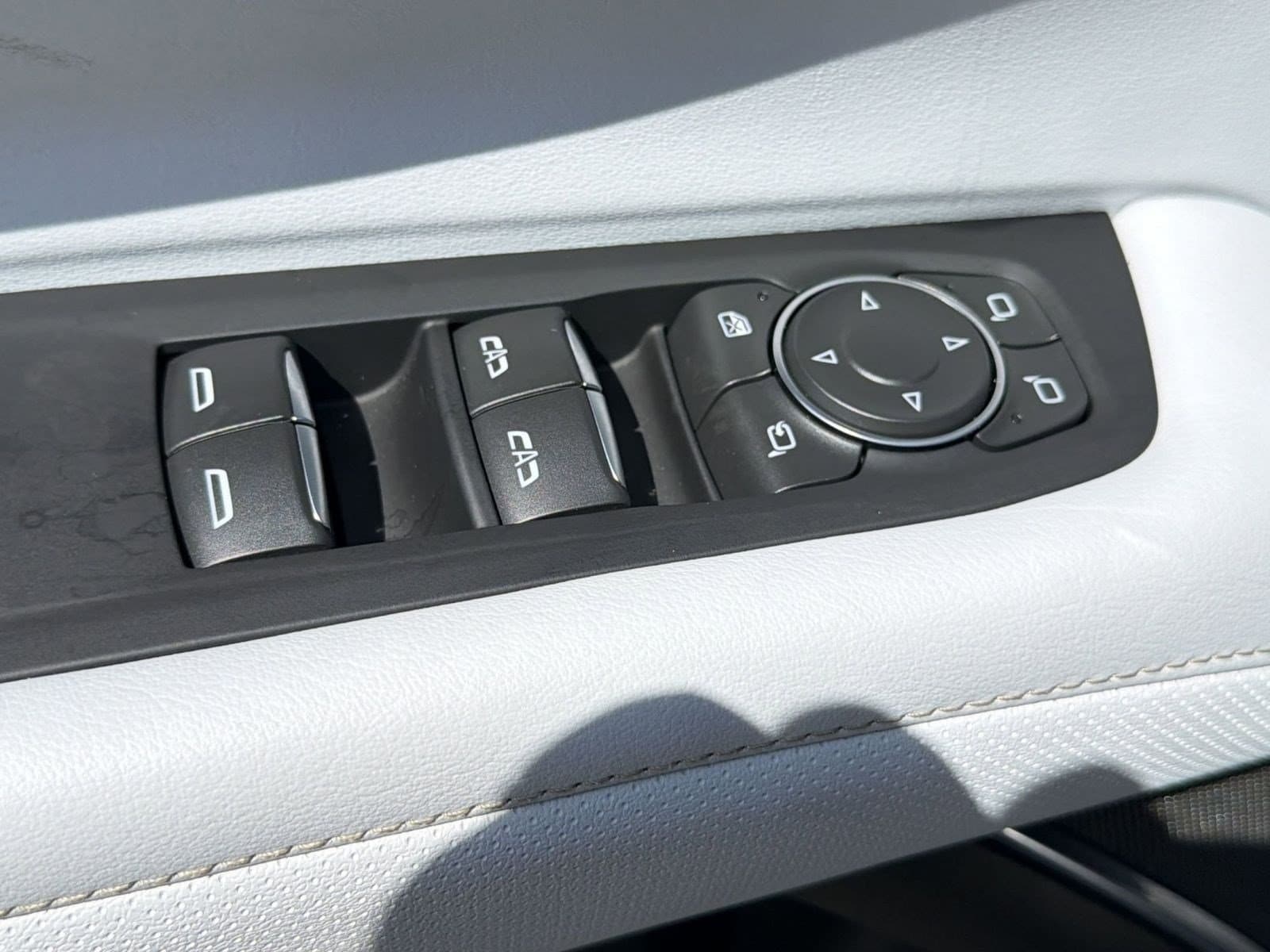2025 Chevrolet Suburban Premier - Photo 11
