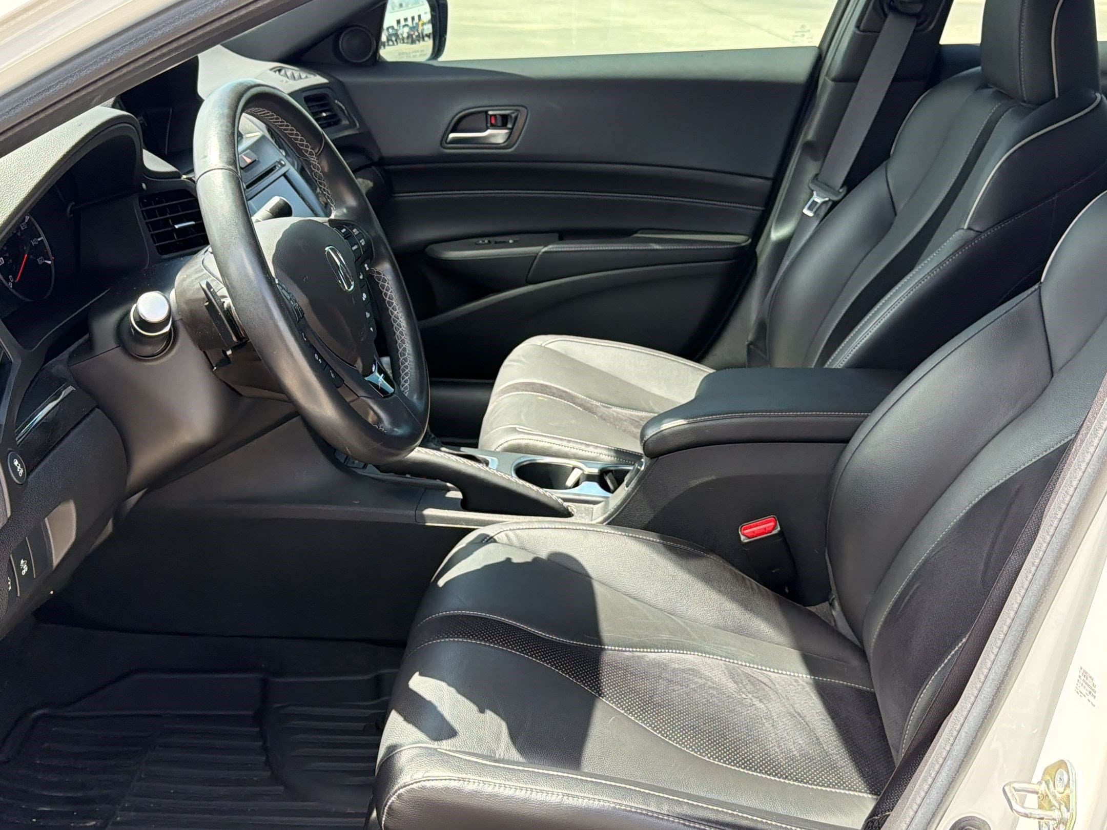 ILX Premium & A-Spec Packages Sedan