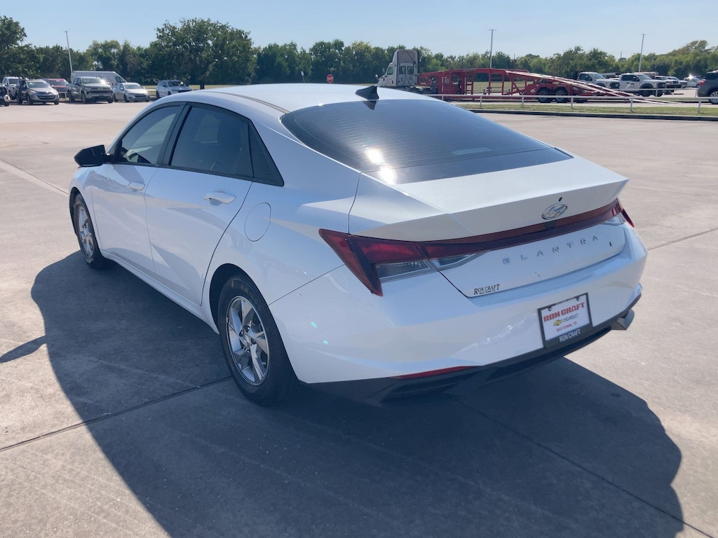 Used 2021 Hyundai Elantra SE