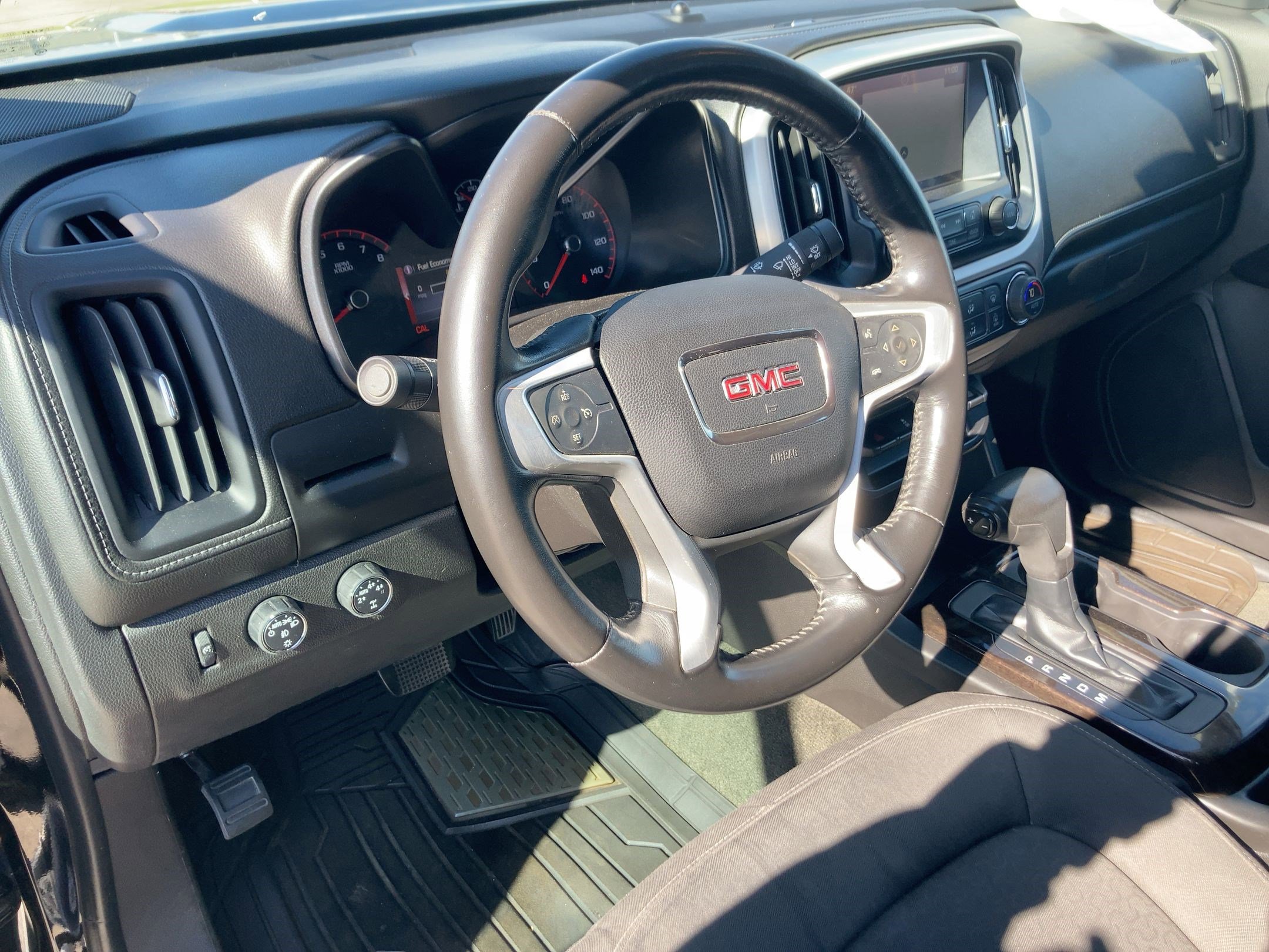 2016 Gmc Canyon SLE photo 4