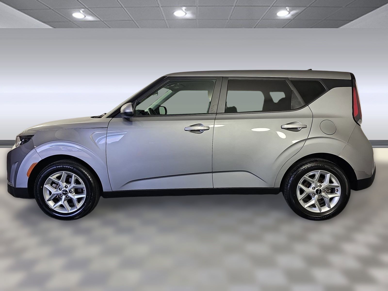 2023 Kia Soul LX photo 2
