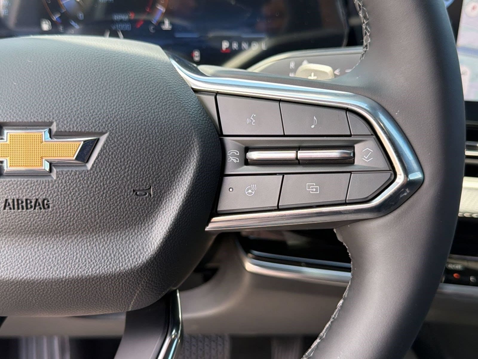 2027 Chevrolet Equinox LT - Photo 18