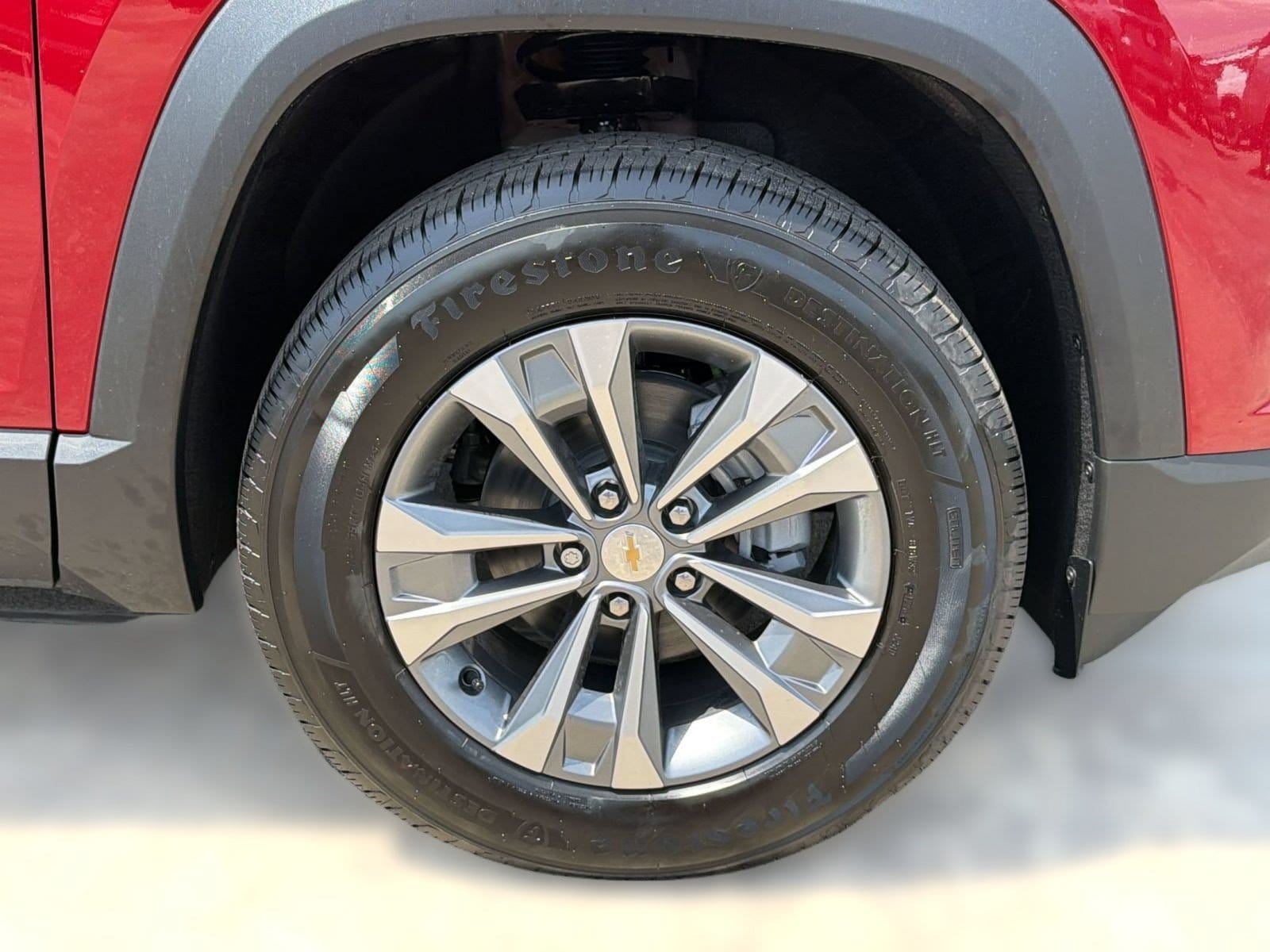 2027 Chevrolet Equinox LT - Photo 13